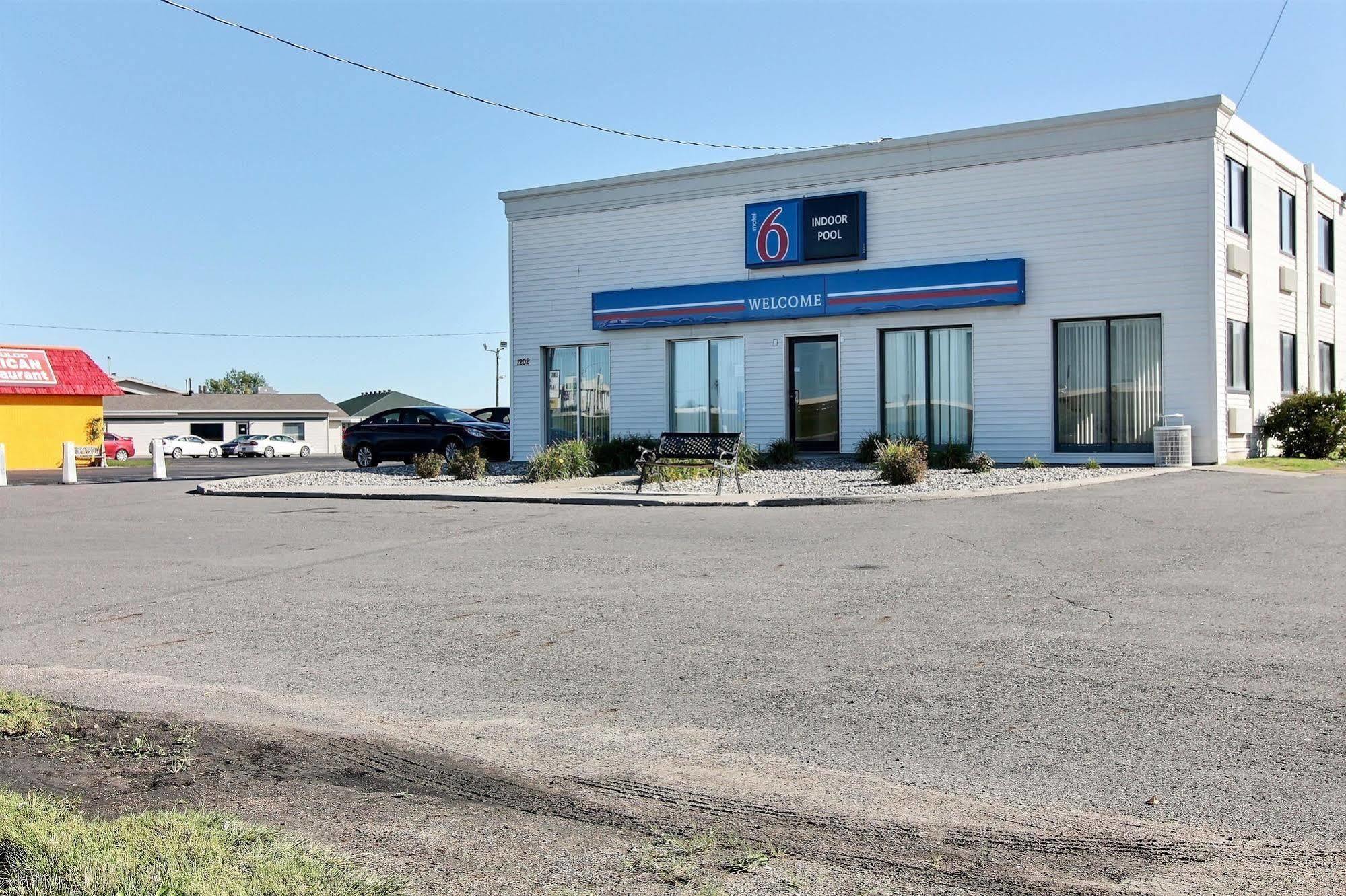 6-fargo, Nd - West Acres - North Hotel