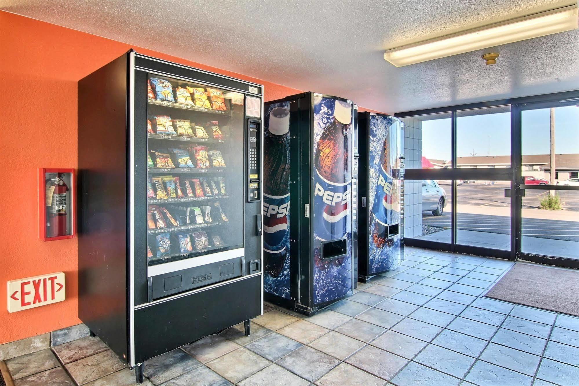 Hotel 6-fargo, Nd - West Acres - North