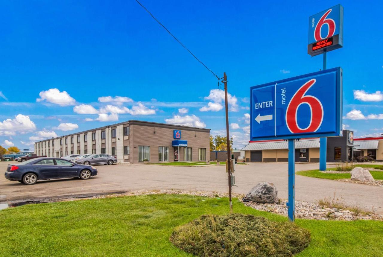 6-fargo, Nd - West Acres - North