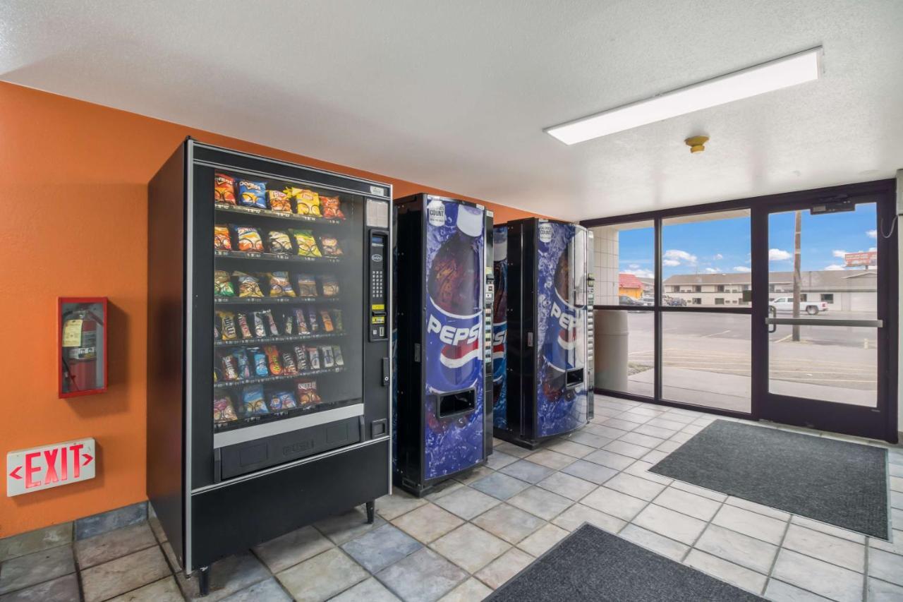 6-fargo, Nd - West Acres - North