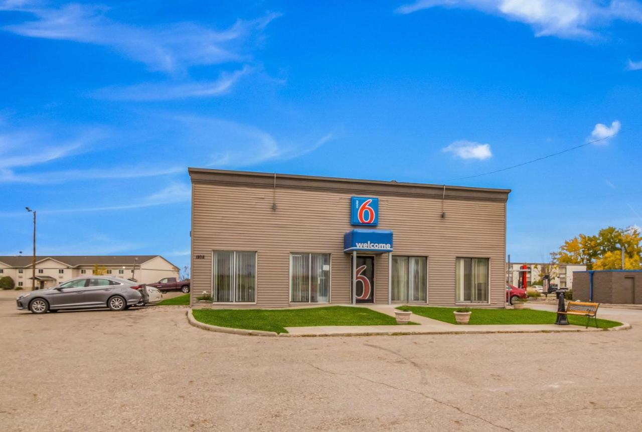 Hotel 6-fargo, Nd - West Acres - North 2*